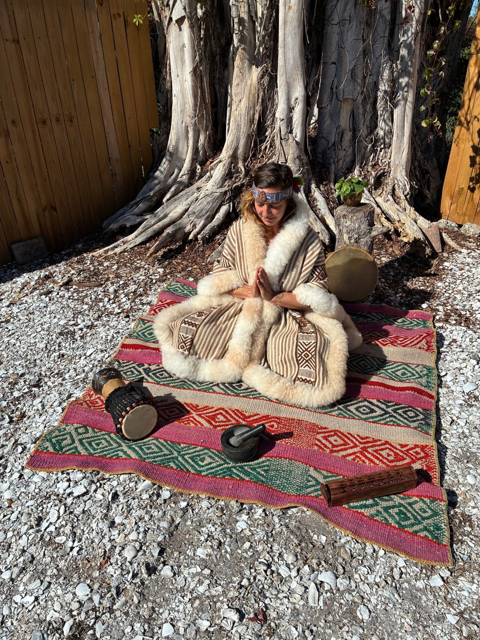 Textiles & Treasures - Katukina.US