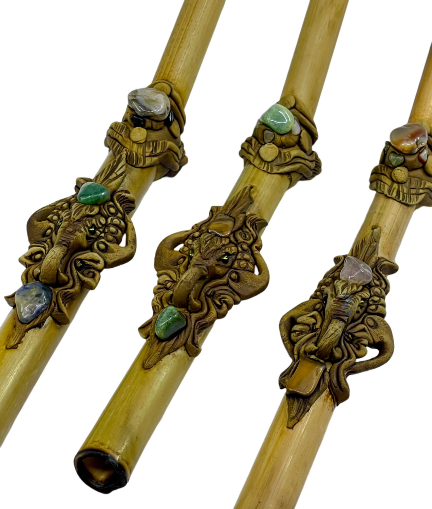 Totem Tepi ~ Elephant