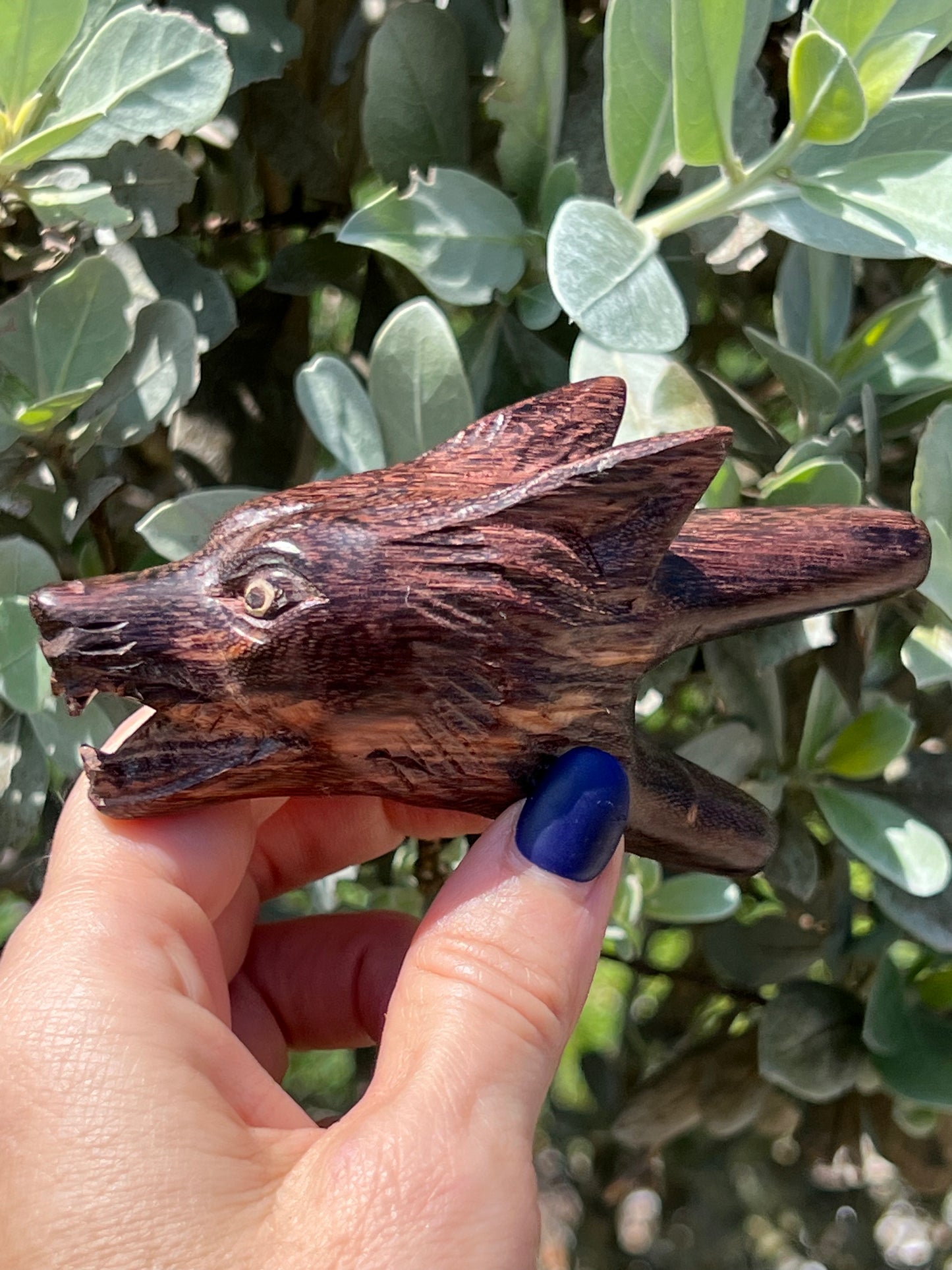 Hand Carved Wolf Kuripe