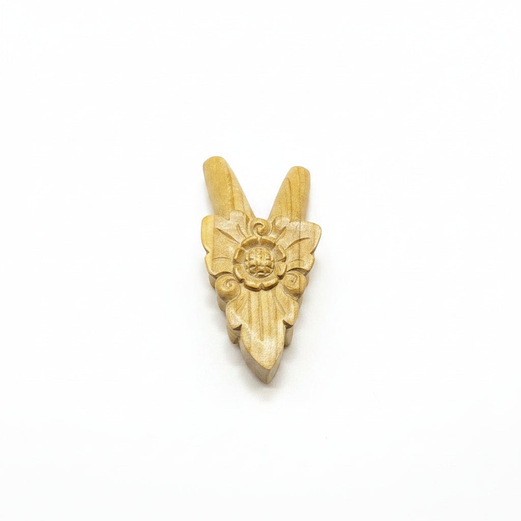 Hand Carved Flower Kuripe - Katukina.US KAT6726