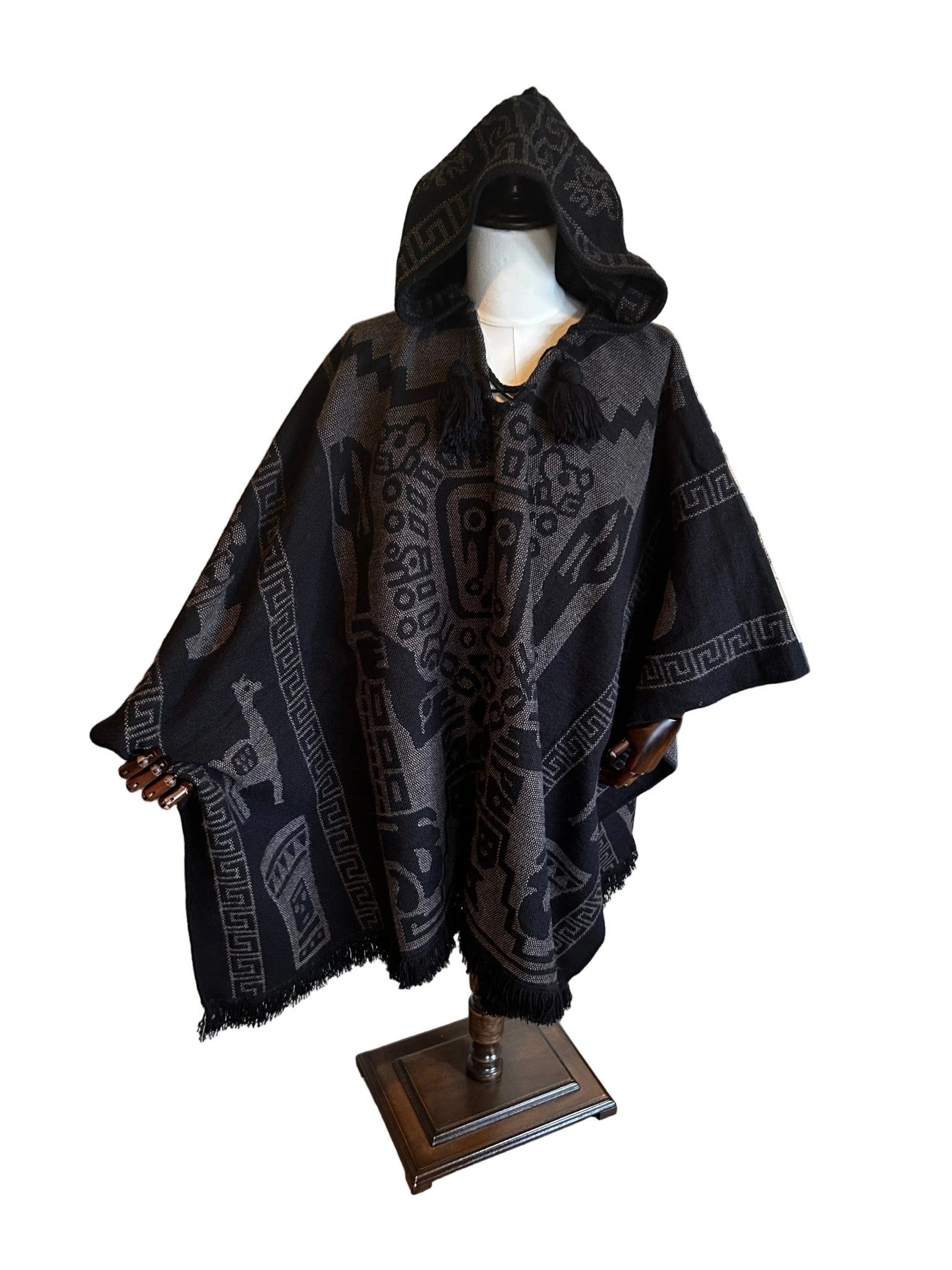 Incan Creator God ~ Wiracocha ~ Poncho - Katukina.US KAT6248