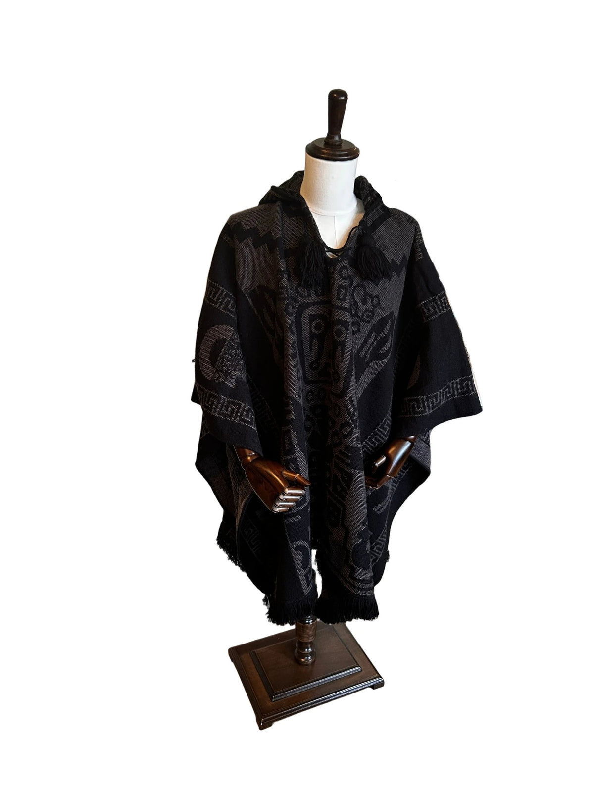 Incan Creator God ~ Wiracocha ~ Poncho - Katukina.US KAT6248