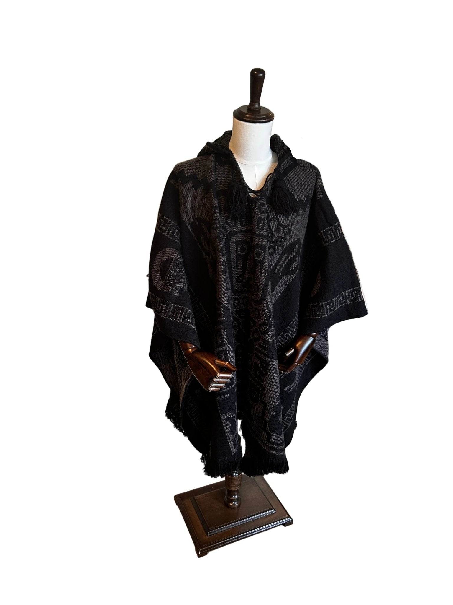 Incan Creator God ~ Wiracocha ~ Poncho - Katukina.US KAT6248