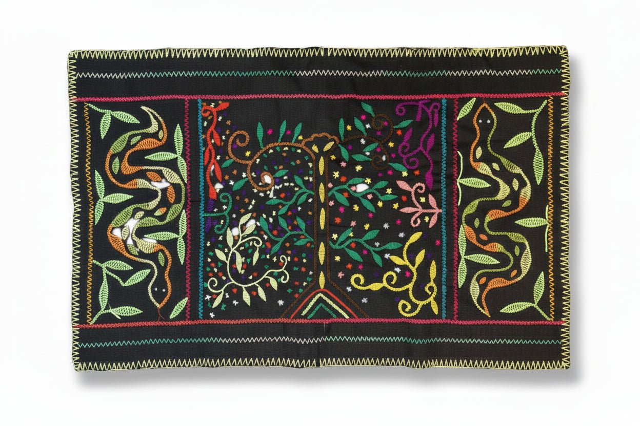 Shipibo - Conibo Embroidered Tapestry Altar Cloth - Katukina.US KAT6570